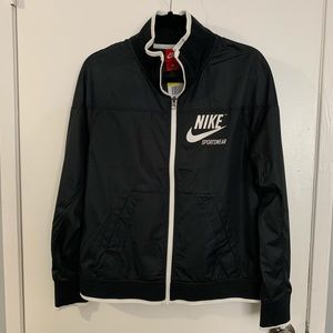 Nike windbreaker
